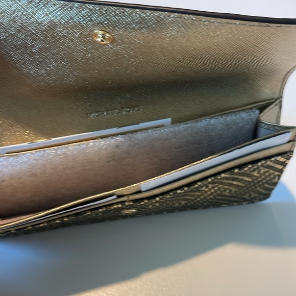 ☄️Michael Kors NWT☄️ - Picture 6 of 13